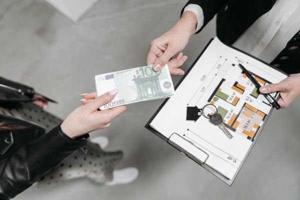 Achat d’un bien immobilier : contacter un professionnel
